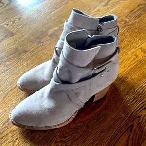 Sam Edelman Suede belted booties - Size 8.5